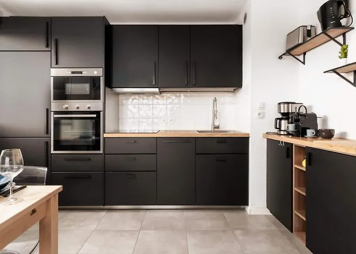 Daurade Familial 60 M Avec Parking Croix-daurade *